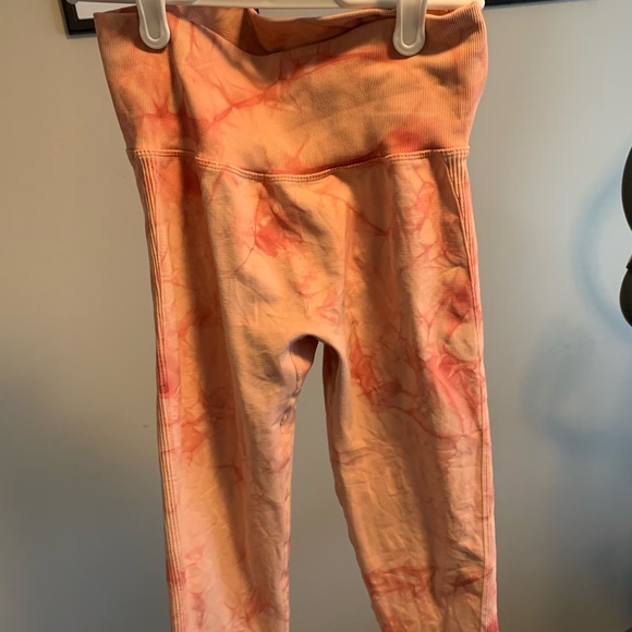 Seamless pcheebum leggings - Picture 2 of 4